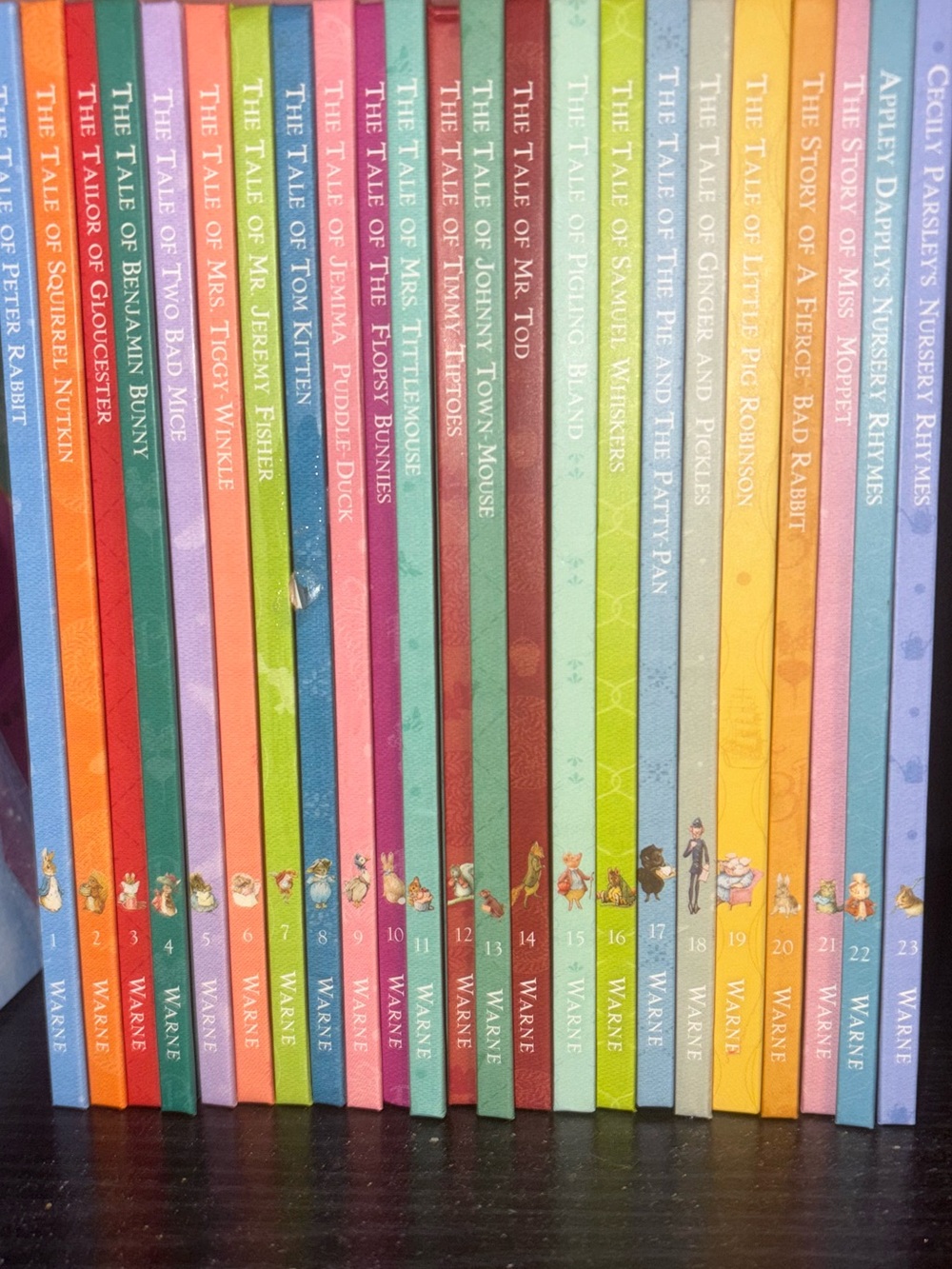 Beatrix Potter The Complete Peter Rabbit Library 23 Book Set Hardcover)